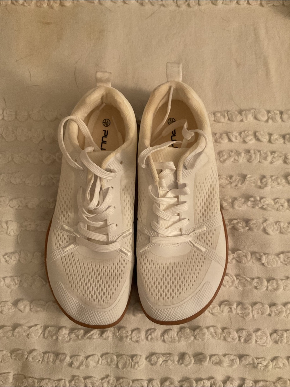 White Lightweight Women's Knit Sneakers